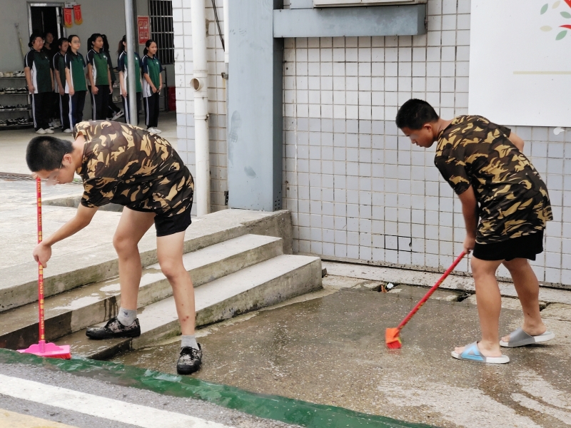 叛逆教育學校,青少年特訓學校