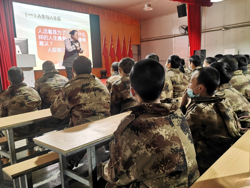 新起點教育專門學校引導學員樹立正確的人生觀，湖南省青少年教育學校